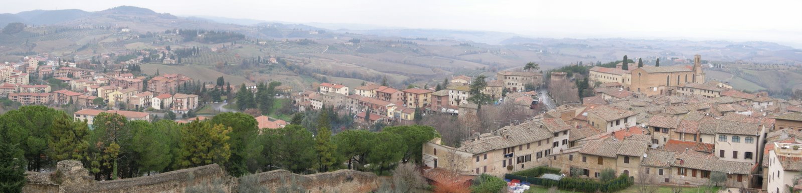 [Panorama_San_Gimignano_2.jpg]
