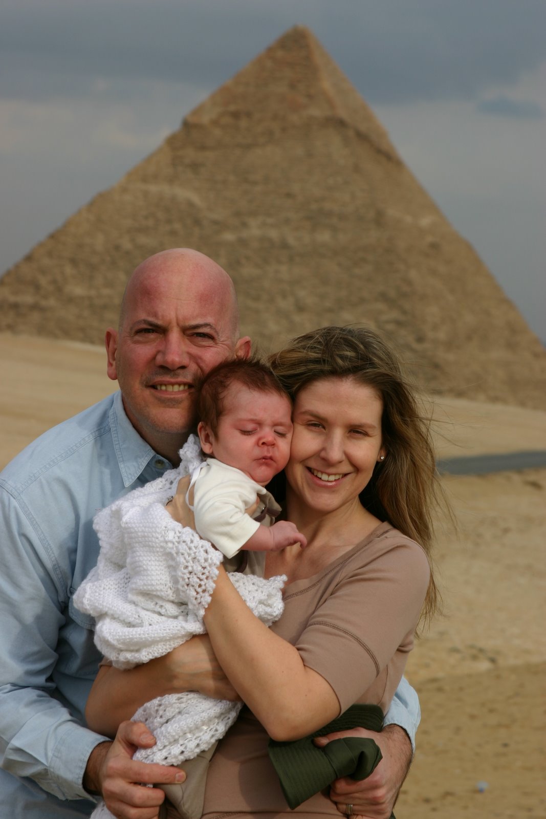 [Family+at+Pyramids.JPG]