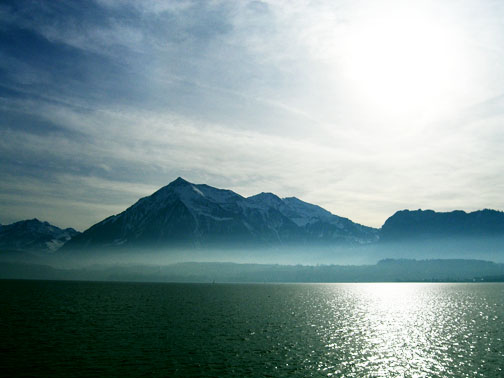 [mountains+and+lake.JPG]
