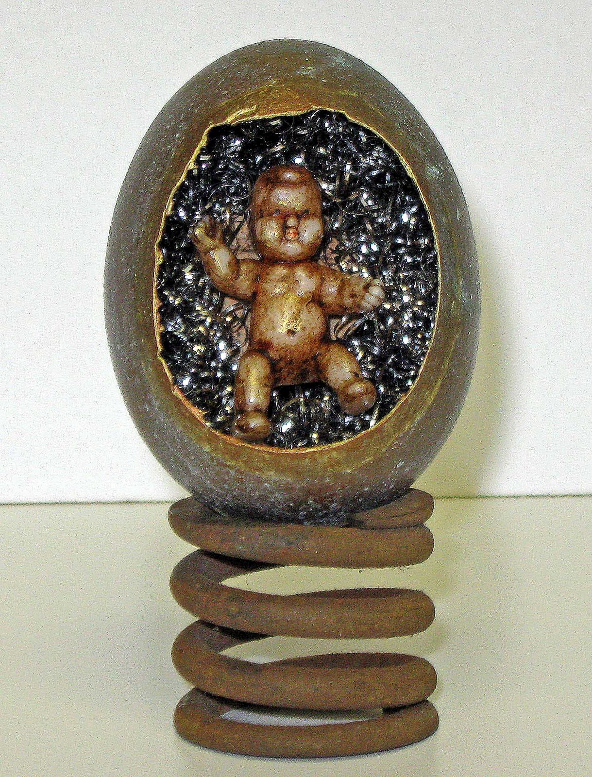 [shrine+-+egg+w-baby+6-2008.jpg]