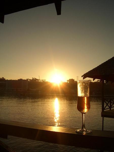 [Champagne-Sunrise-.jpg]