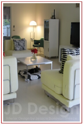 [living+room+faded+logo+white+corner+chairs1.jpg]