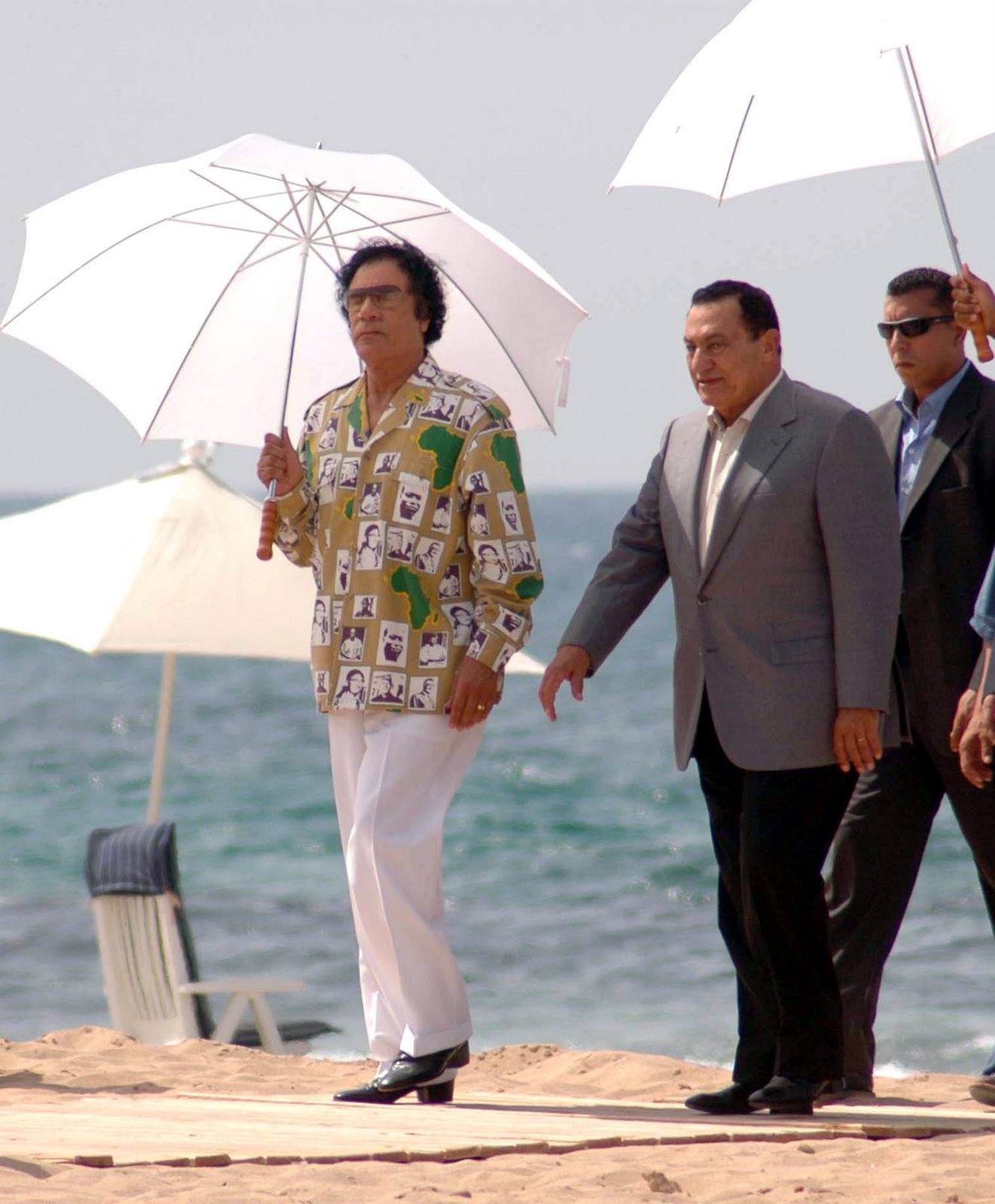 [Gaddafi+01.jpg]