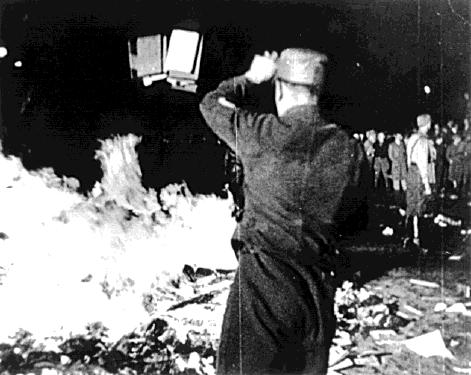 [Nazis+quemando+libros.jpg]