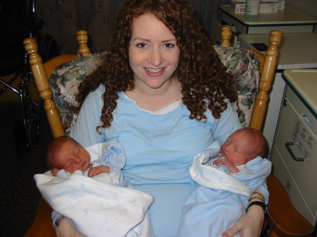 [mommy+and+newborns.jpg]
