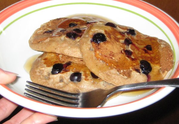 [blueberry_pancakes.jpg]