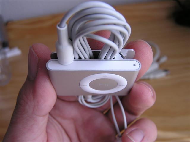 [ipod_cable2.jpg]