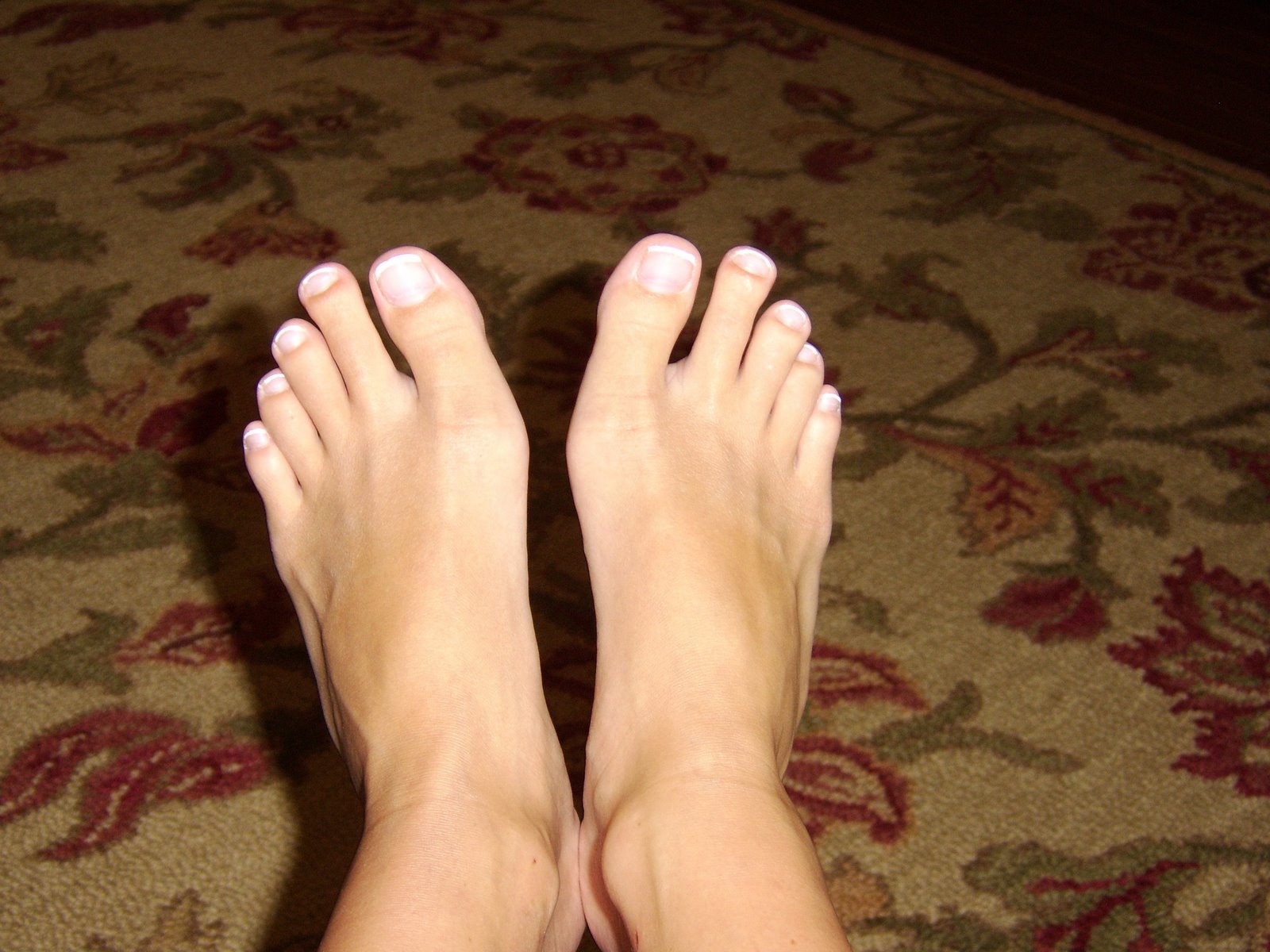 [Cindy's+feet.jpg]
