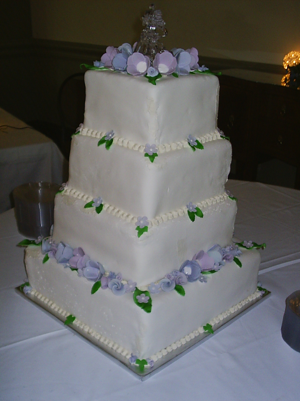 [Wedding+Cake+Pics+004.jpg]