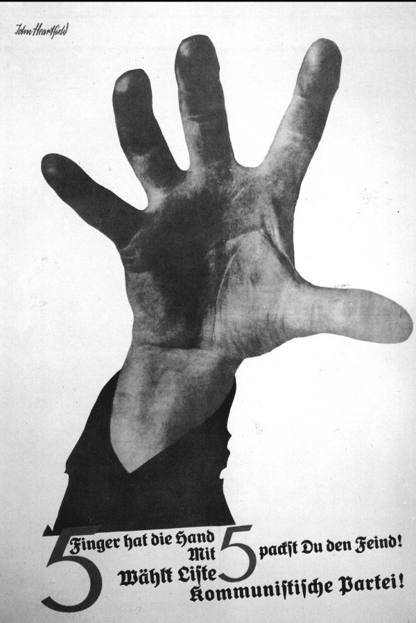 [The_Hand_has_5_Fingers.jpg]