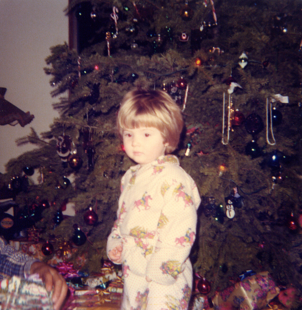 [1976-12+Christmas+3.jpg]