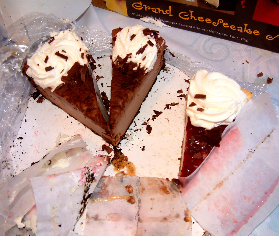 [2007-01+More+Cheesecake.JPG]