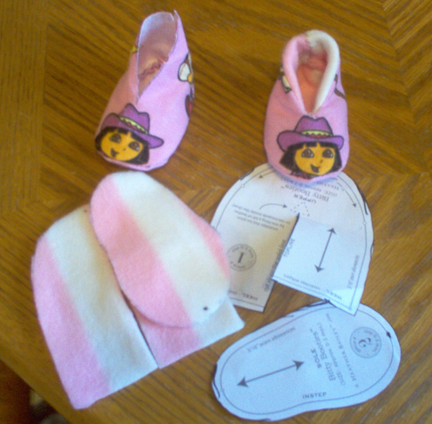 [slippers+2.JPG]