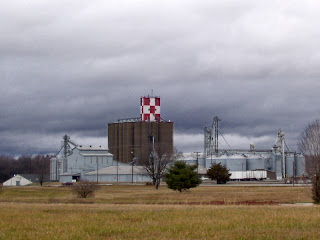 Grain elevators in Hopkinsville, KY