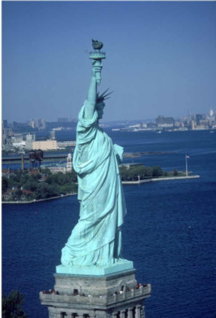 [Statue+of+Liberty.jpg]