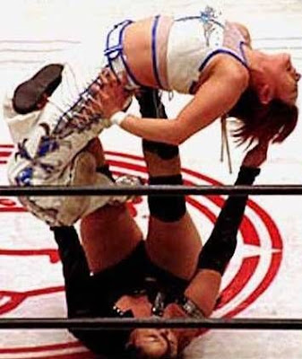 Manami Toyota - Ayako Hamada - japanese wrestling