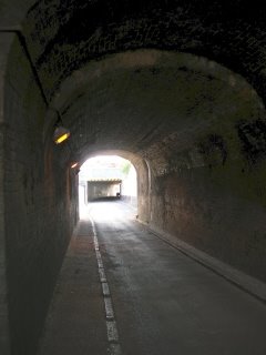 [tunnel.jpg]