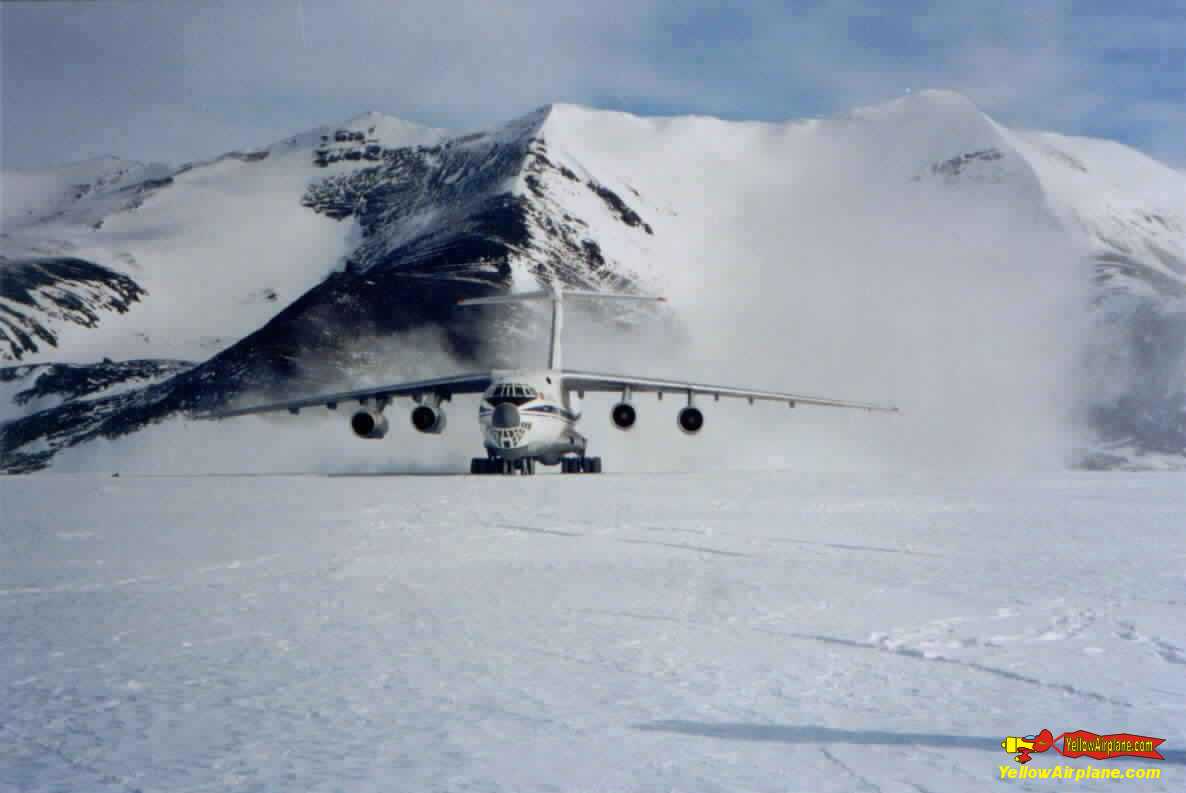 [Global_Russian_Il_76_Antarctica.jpg]