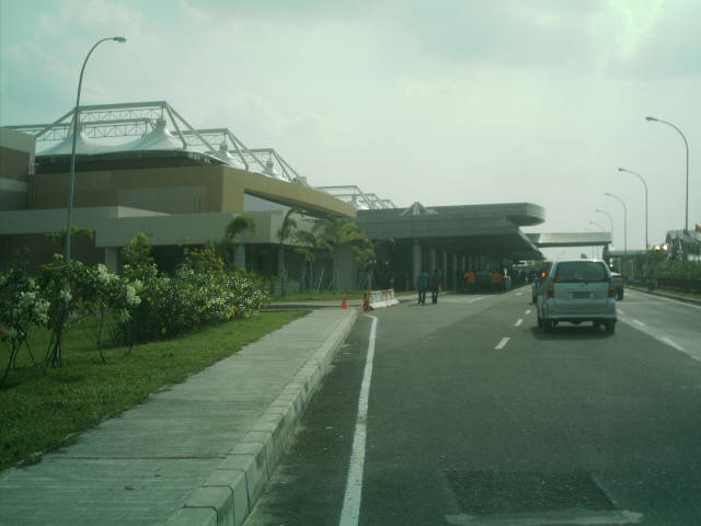[ke-airport+(7).JPG]