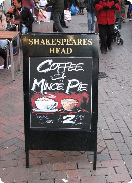 [Coffee+and+mince+pie.JPG]