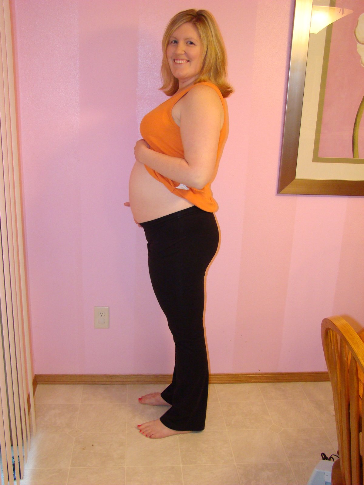 [27+weeks+belly.JPG]