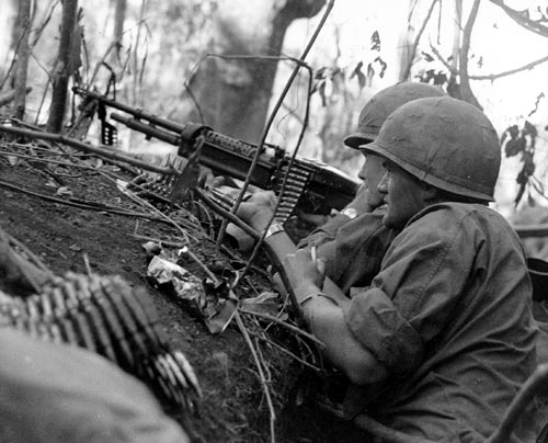 [vietnam-soldiers-1.jpg]
