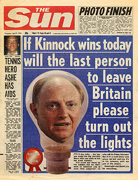 [Kinnock+lights.jpg]