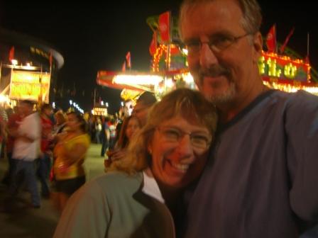 [Tom+and+Theresa+at+Carnival+c.JPG]