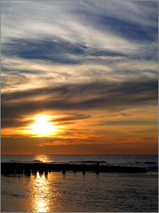 [sea-sunset.jpg]