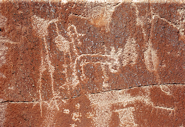 Peñas coloradas -petroglifos (Catamarca)