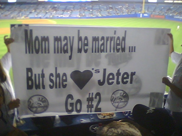 [mom+loves+jeter.jpg]