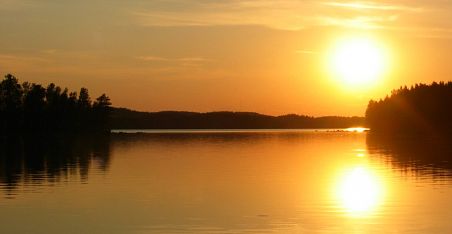 [finland_sunset_in_lammi.jpg]
