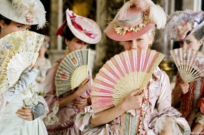 [Marie+Antoinette+picture+of+the+movie.jpg]