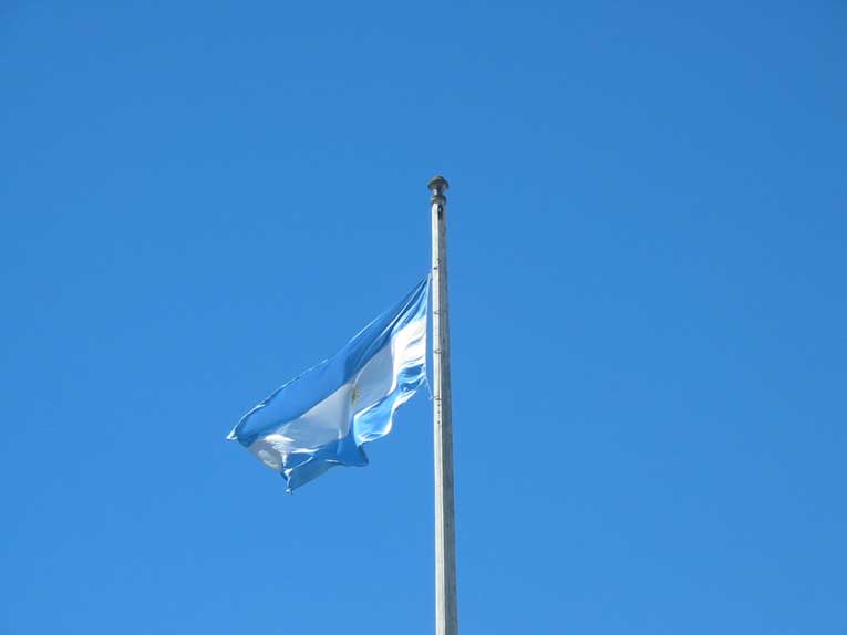[Bandera-argentina.jpg]