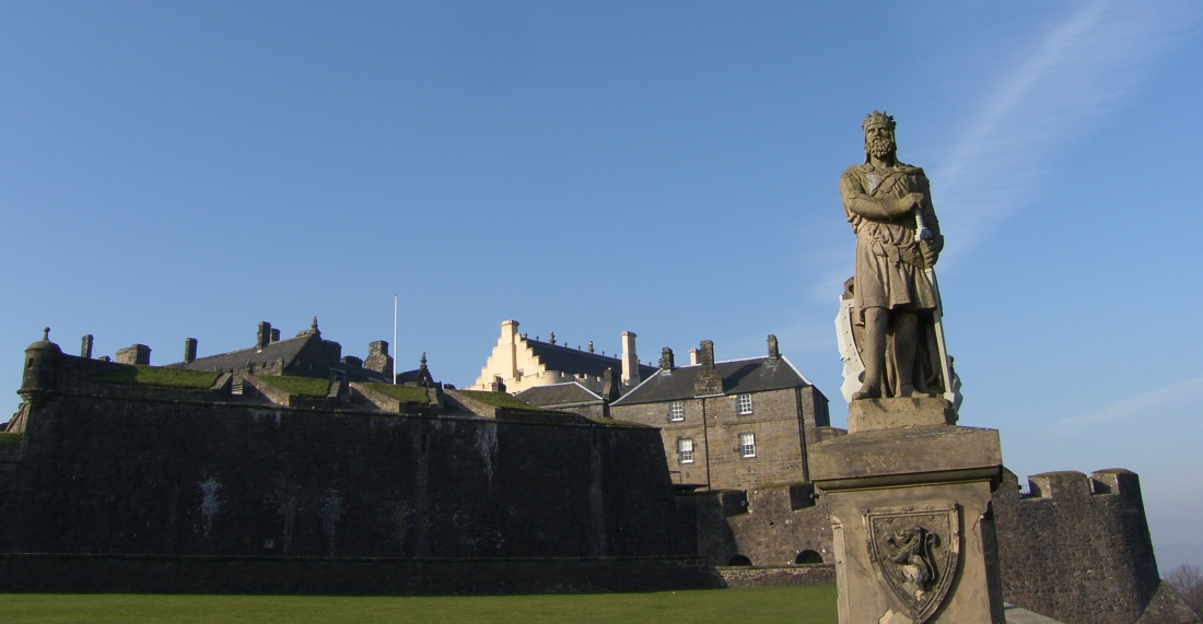 [Robert+The+Bruce+Statue+Stirling+Scotland.jpg]
