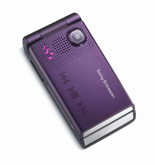 [Sony+Ericsson+W380i+purple.jpg]