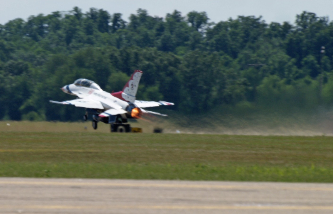 [Thunderbird+Takeoff.jpg]