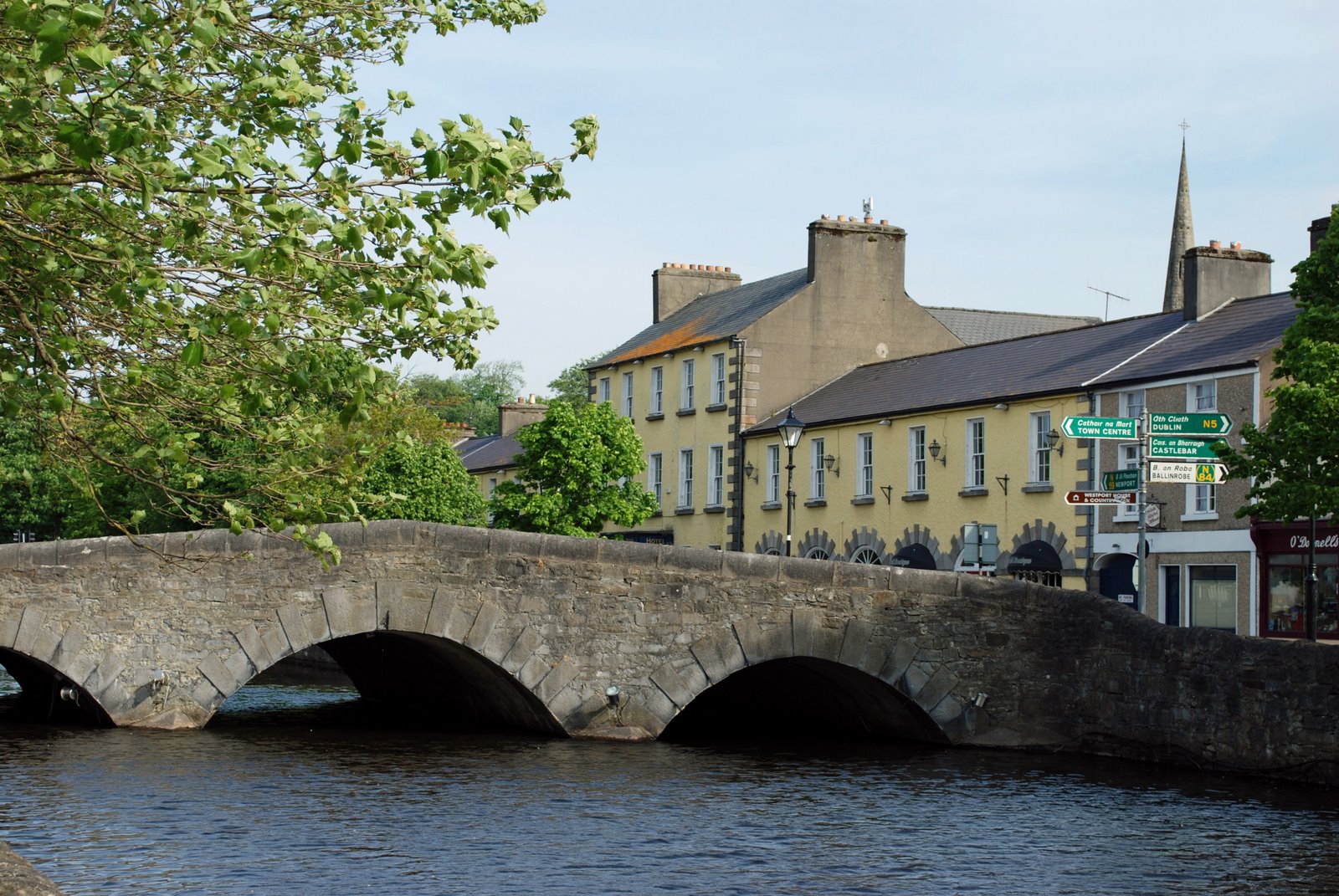 [080520_Westport-Ireland-Bridge-Street-Carrowbeg-River.jpg]