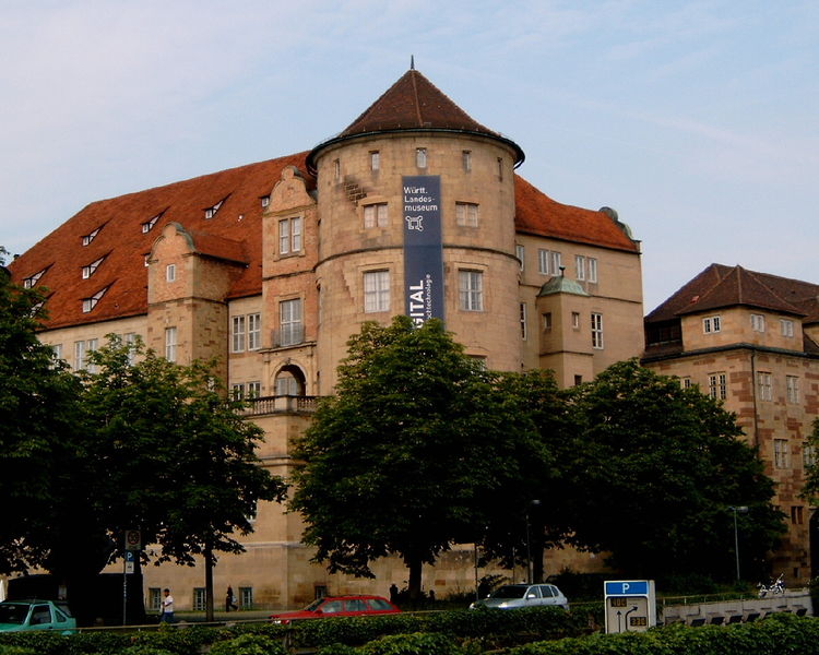 [750px-Altes_Schloss_Stuttgart.jpg]