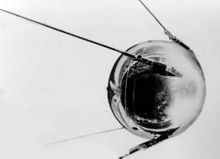 [Sputnik1modelTass.jpg]