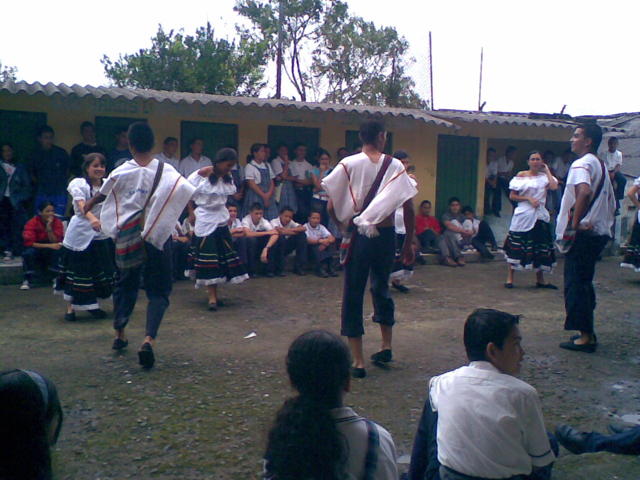 [danzas+colegio+3.jpg]