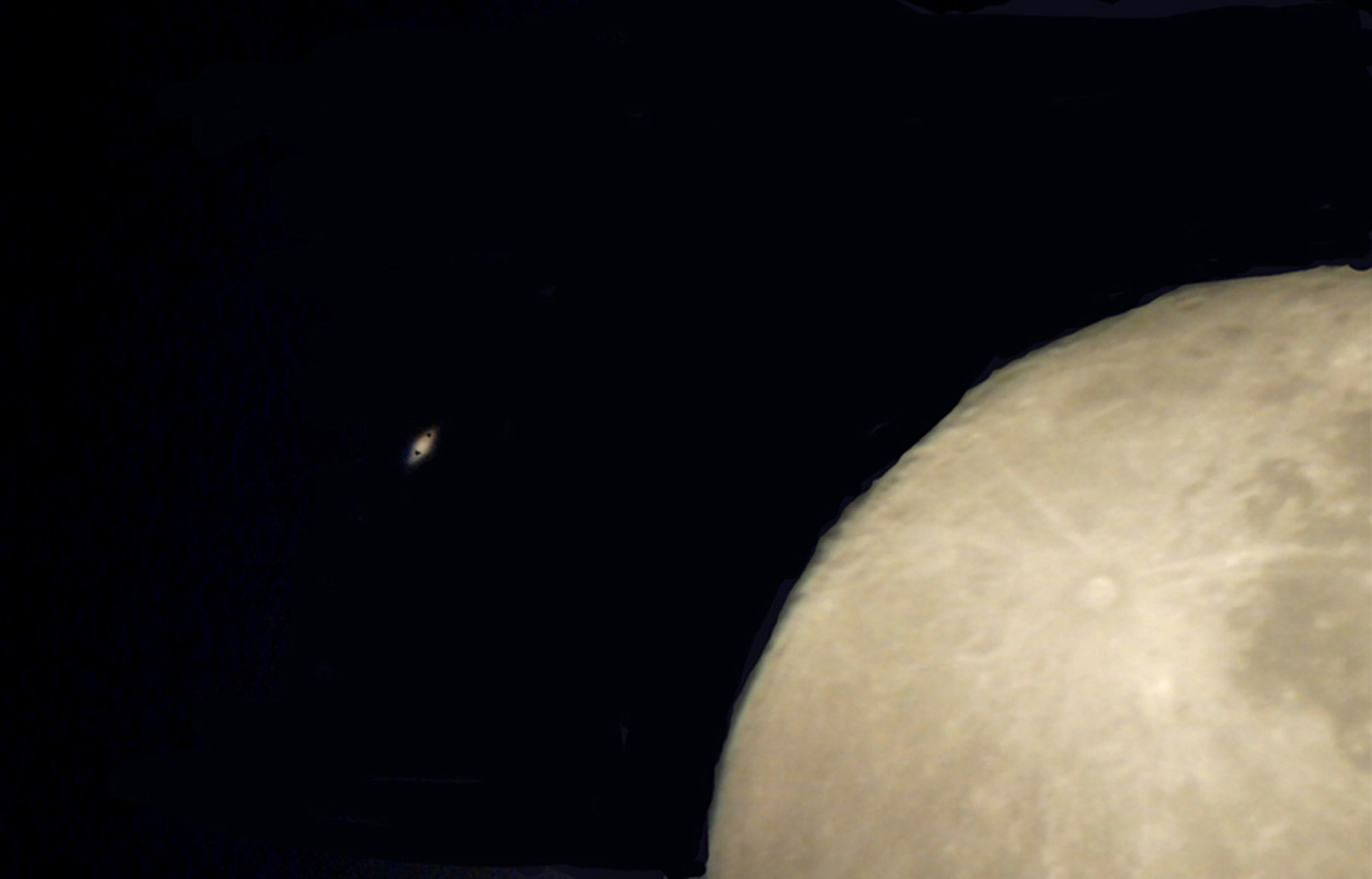 [Saturn-Moon2p-shop_1.jpg]