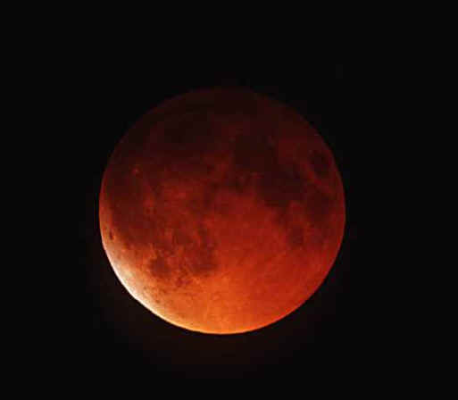 [eclipse_luna.jpg]