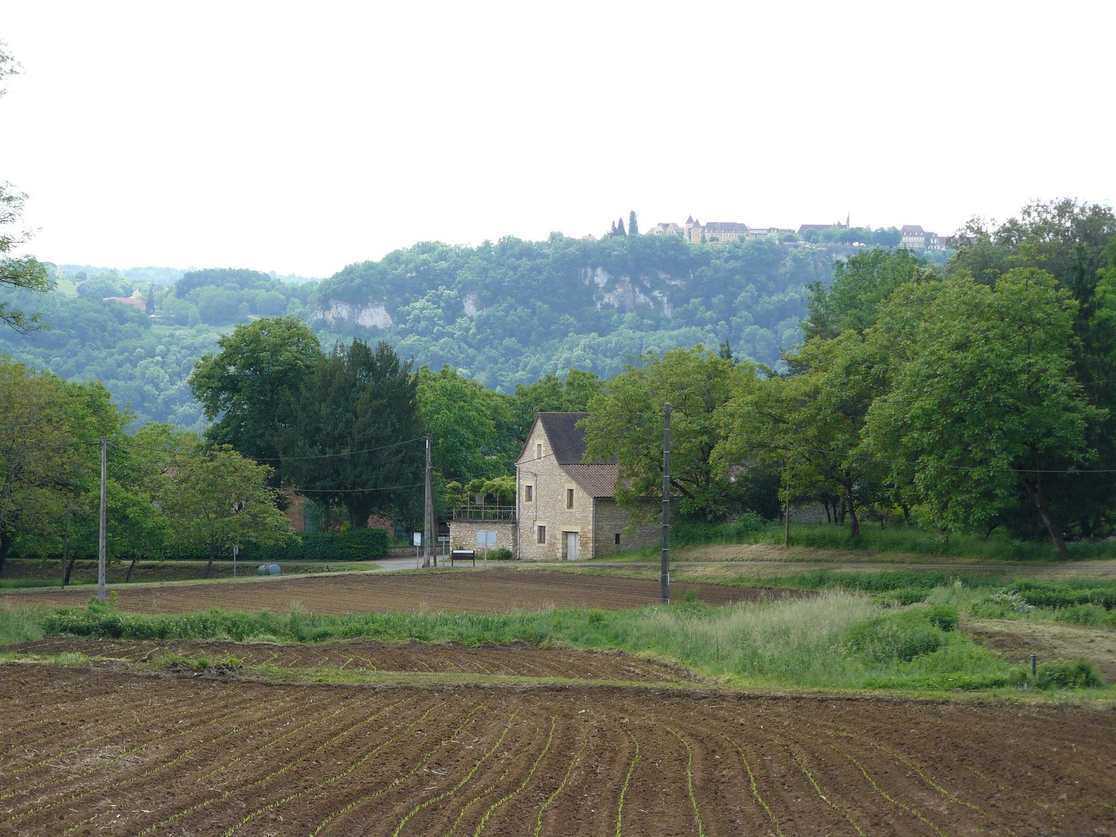 [Dordogne+valley+bottom+1.JPG]