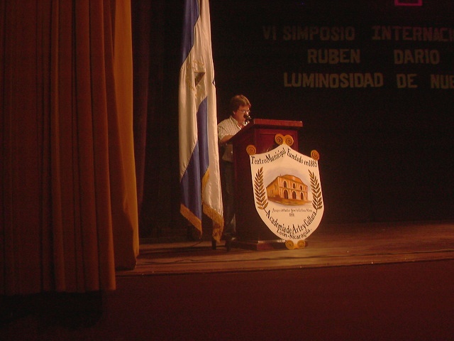 Teatro "Jose de la Cruz Mena" de la ciudad de León.