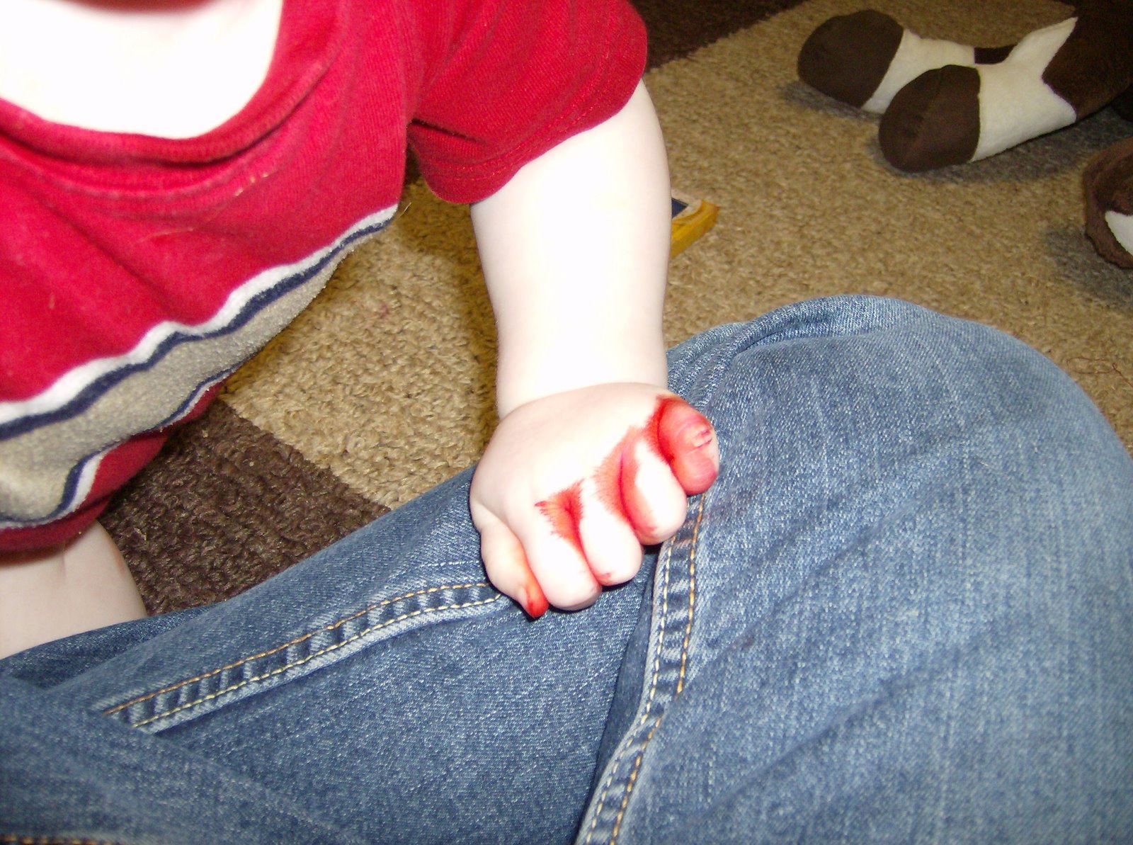 [Red+baby+hand.JPG]
