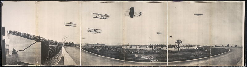 [800px-1st_Nat'l_Aviation_Meet,_Indianapolis_Motor_Speedway,_June_13-18,_1910.jpg]