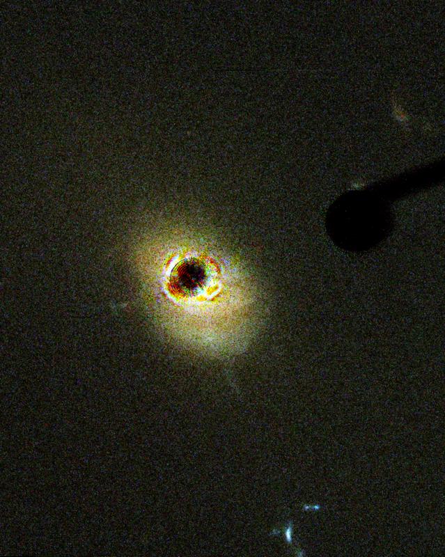 [Quasar_3C_273(wikipedia).jpg]