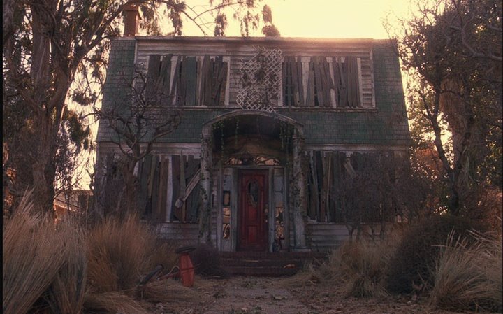 [nightmare4_Elm+Street+HOUSE.jpg]