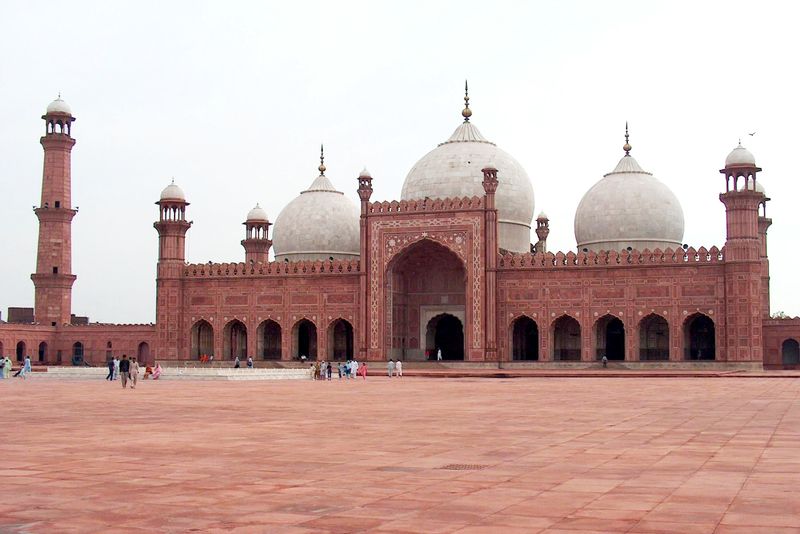 [Al-Masjid+Al-Jami`+(the+Great+Mosque)+in+Lahore.jpg]